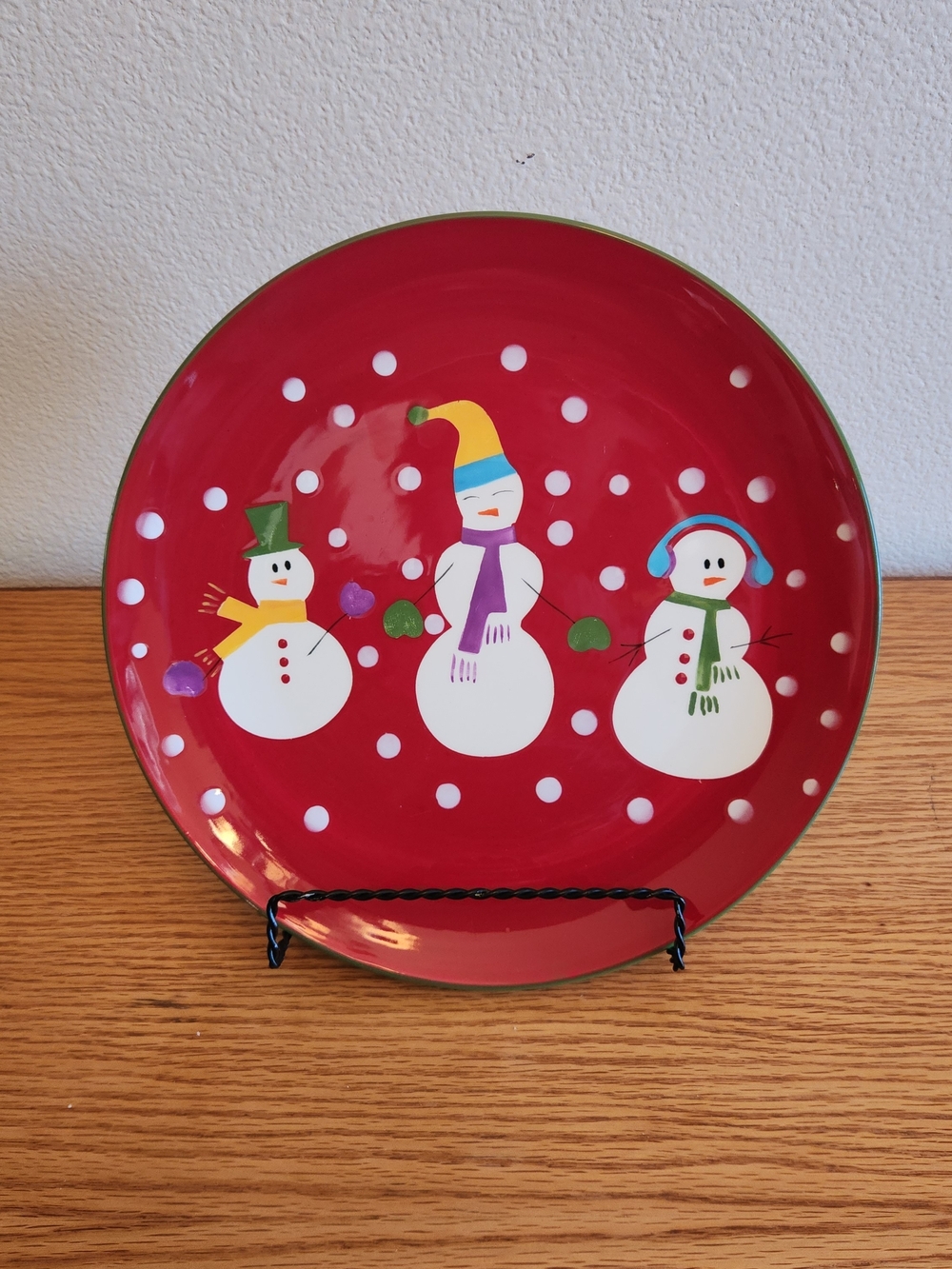 Pier 1 Red Snowmen Christmas Holiday Festive Serving Plate 11"